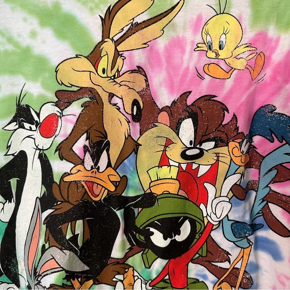 Looney Tunes Tye-Dye Graphic Tee Size Medium - Picture 2 of 6